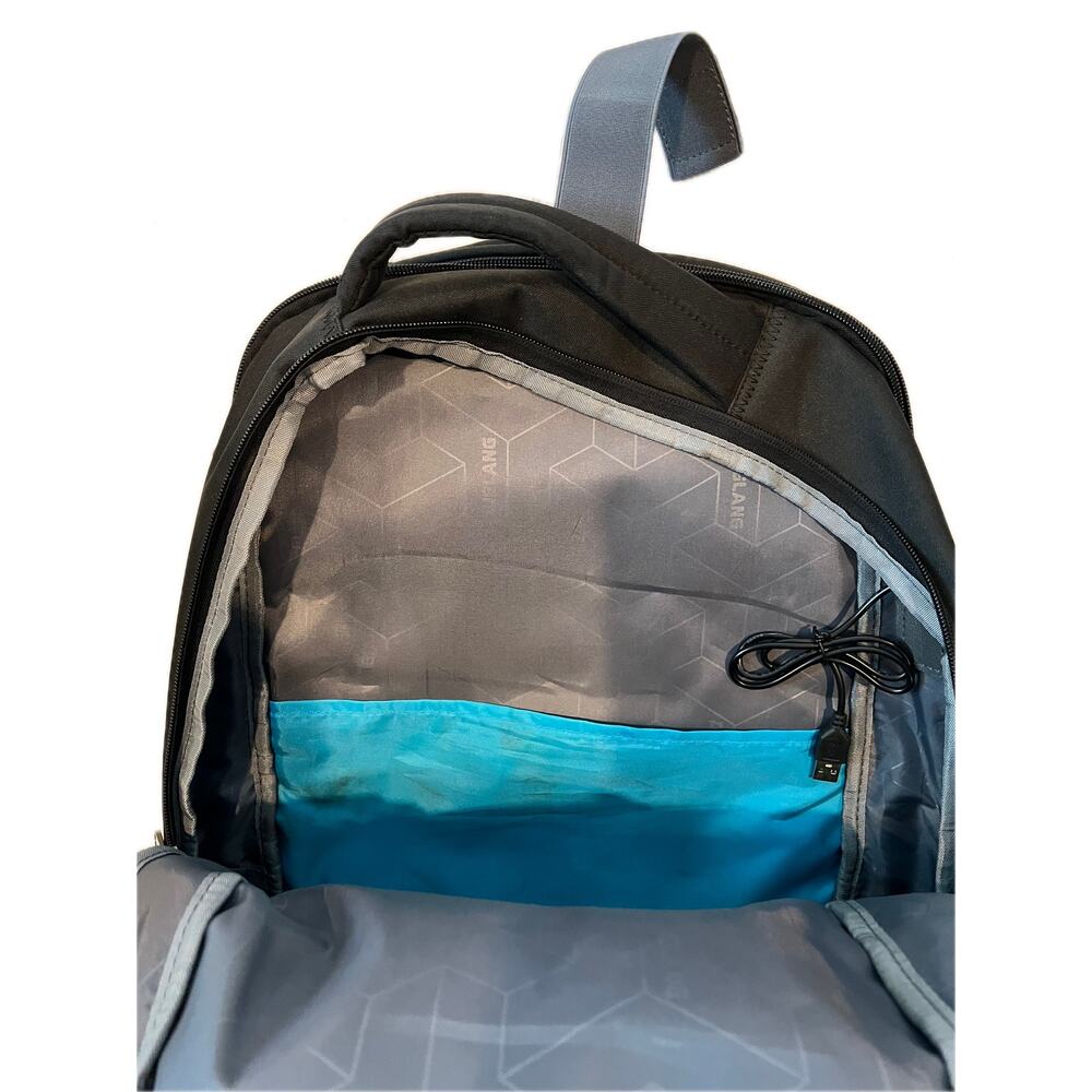 Duslang Padded Computer Black Backpack - Picture 5 of 6